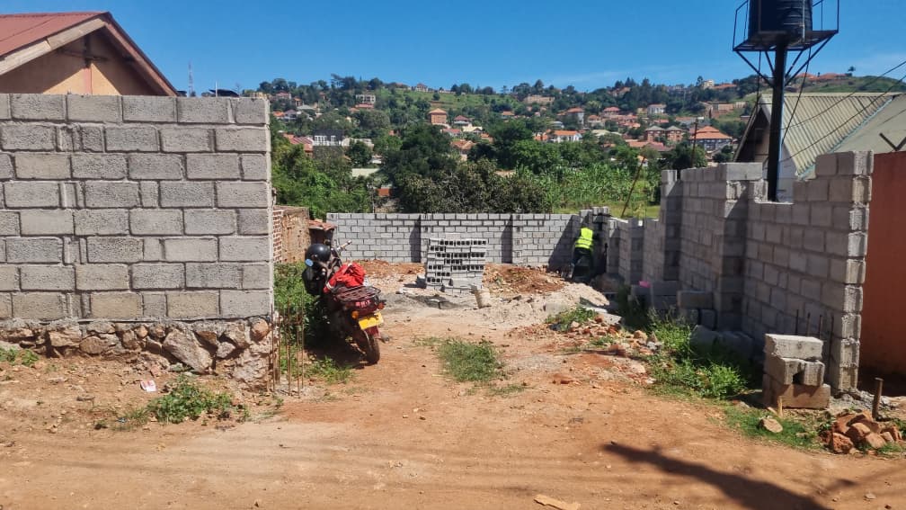 Seguku Perimeter & Retaining Wall — view 16